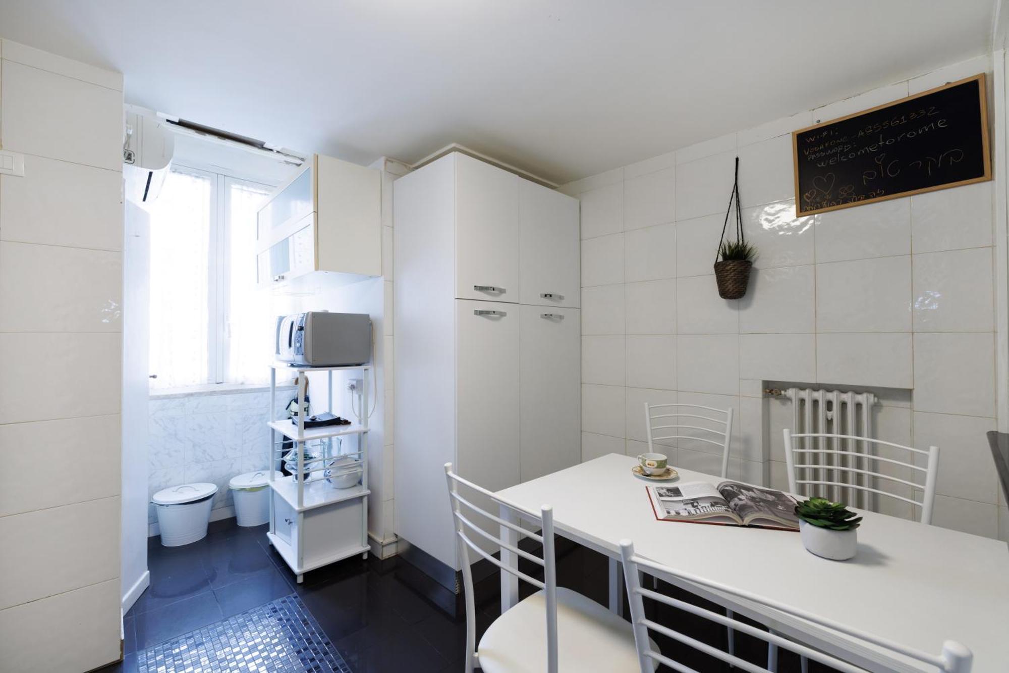Gesu E Maria Balcony Apt At Spanish Steps โรม ภายนอก รูปภาพ